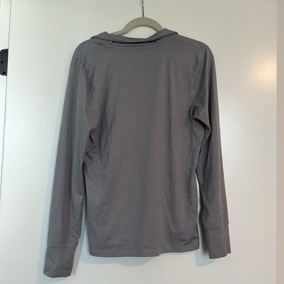 Danskin‎ Gray Collared Workout Pullover Size M • Long Sleeve • Activewear - Picture 4 of 4